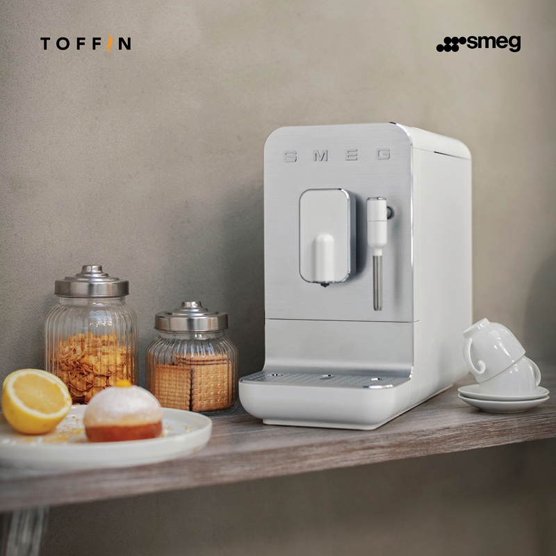 SMEG BCC12BLMEU Espresso Automatic Coffee Machine (Black Matte)